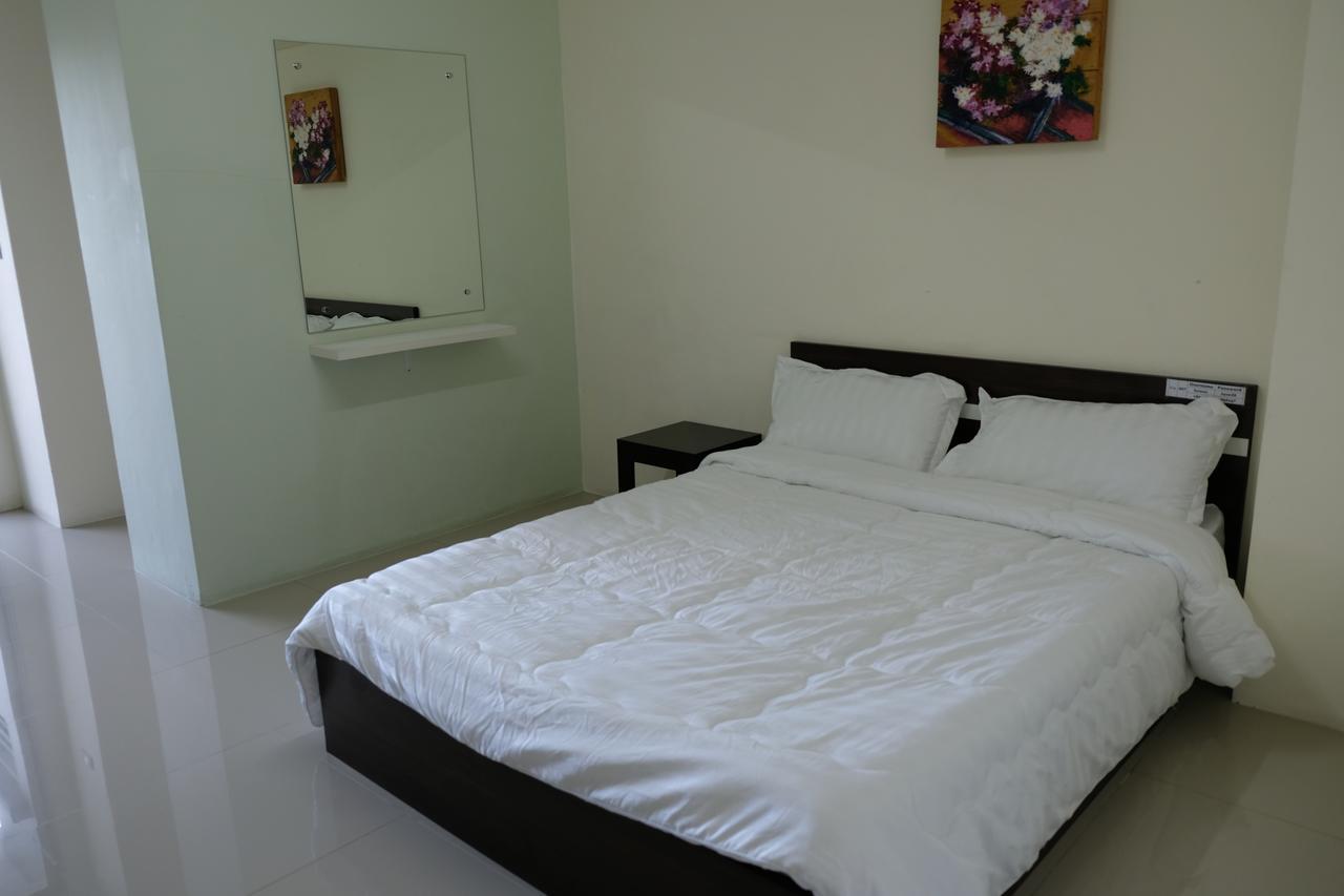 Aspen Residence Chonburi Exterior photo
